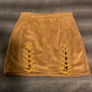 NWT Suede fawn color skirt